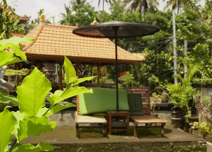 Bed & Breakfast Wins 2*